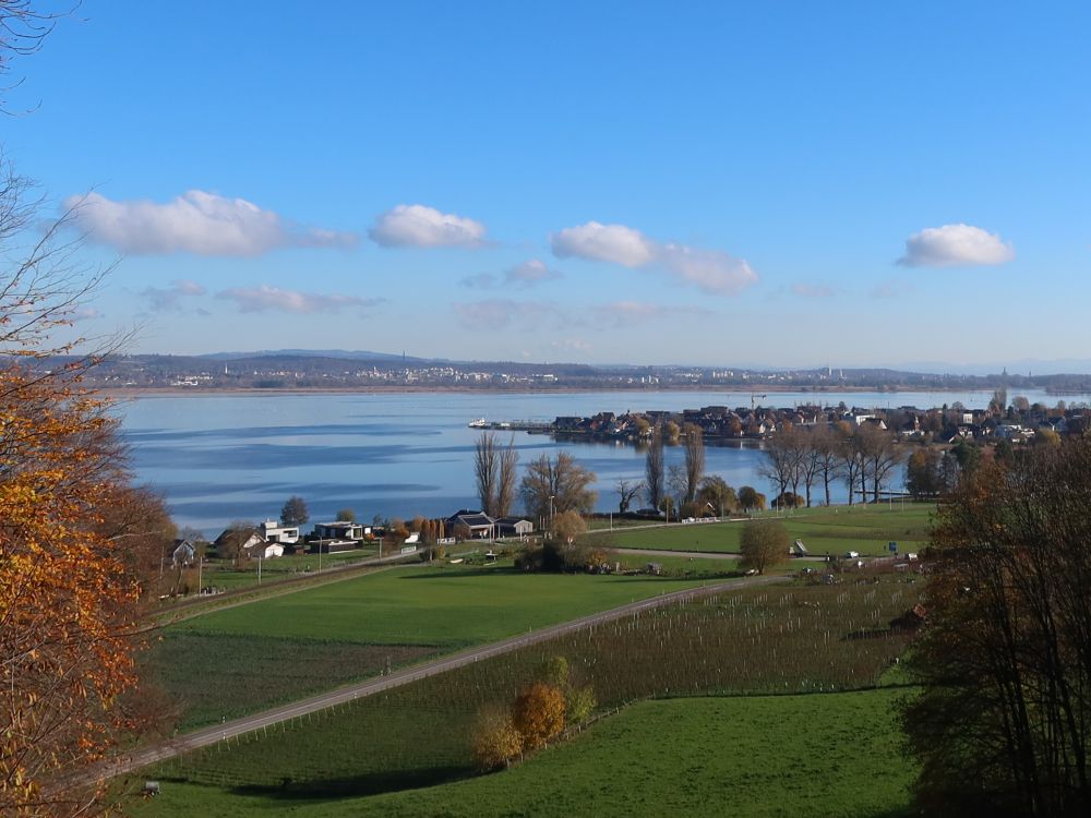 Untersee mit Ermatingen und Konstanz im Hintergrund