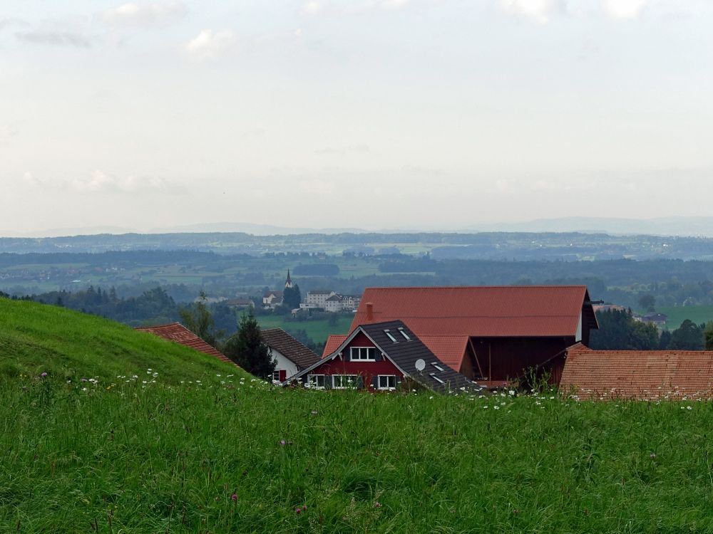 St. Pelagiberg über den Dächern von Vögeliberg