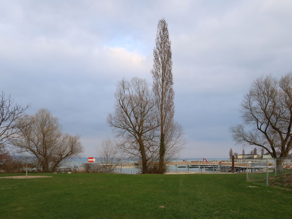 Bad- und Spielplatz