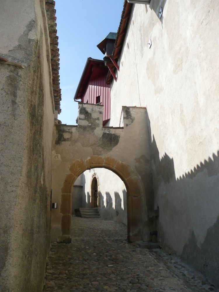 Eingang Burg Hohenklingen