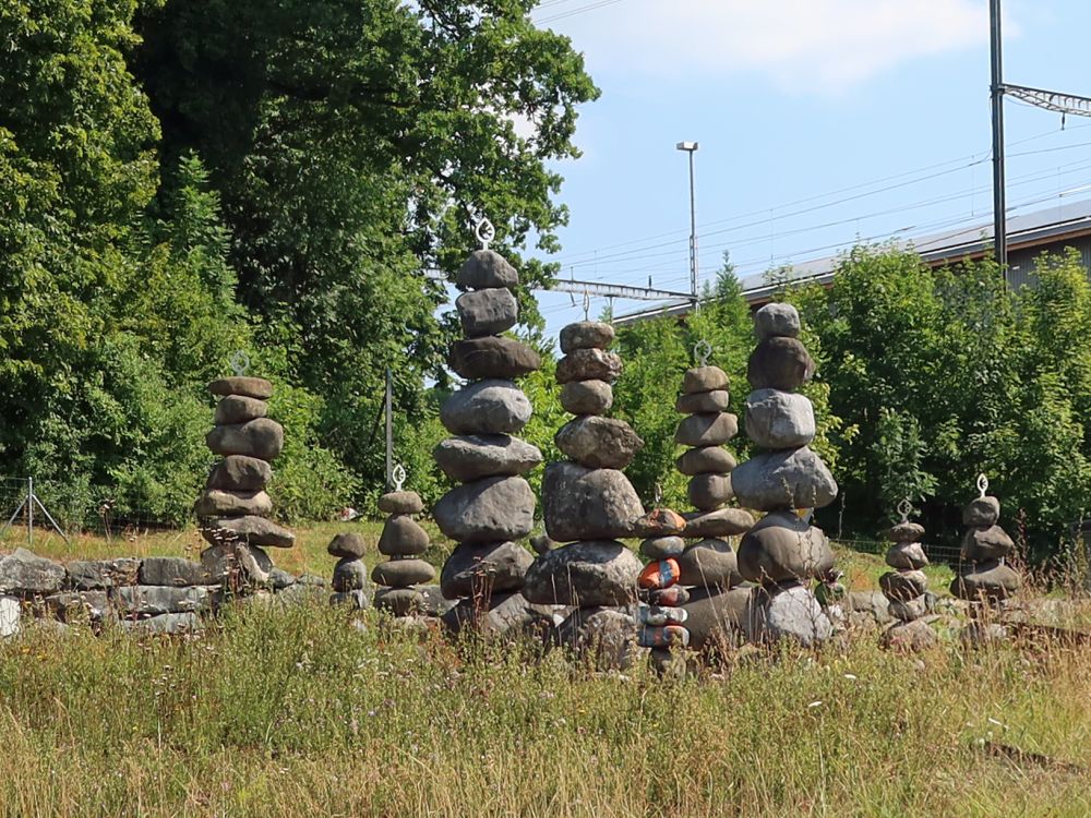 Steinmännchen im Kreisel
