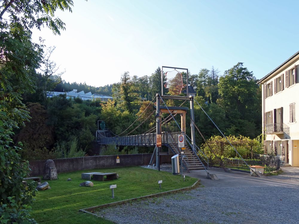 Fussgängerbrücke über die Limmat