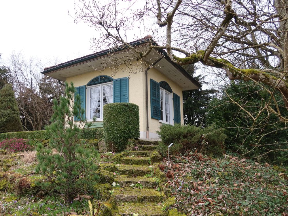 Häuschen im Schlosspark