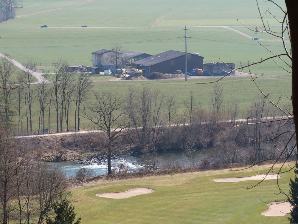 Golfplatz und Thur