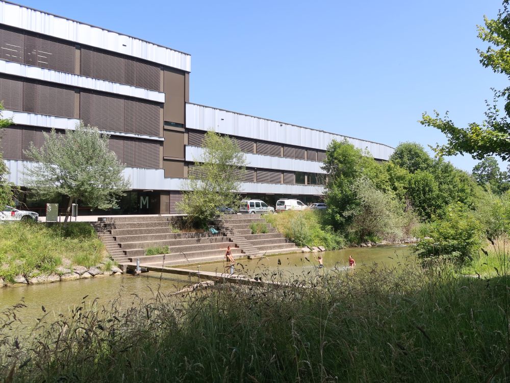 Gebäude an der Töss