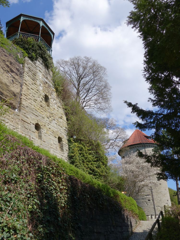 Pavillon und Gallerturm