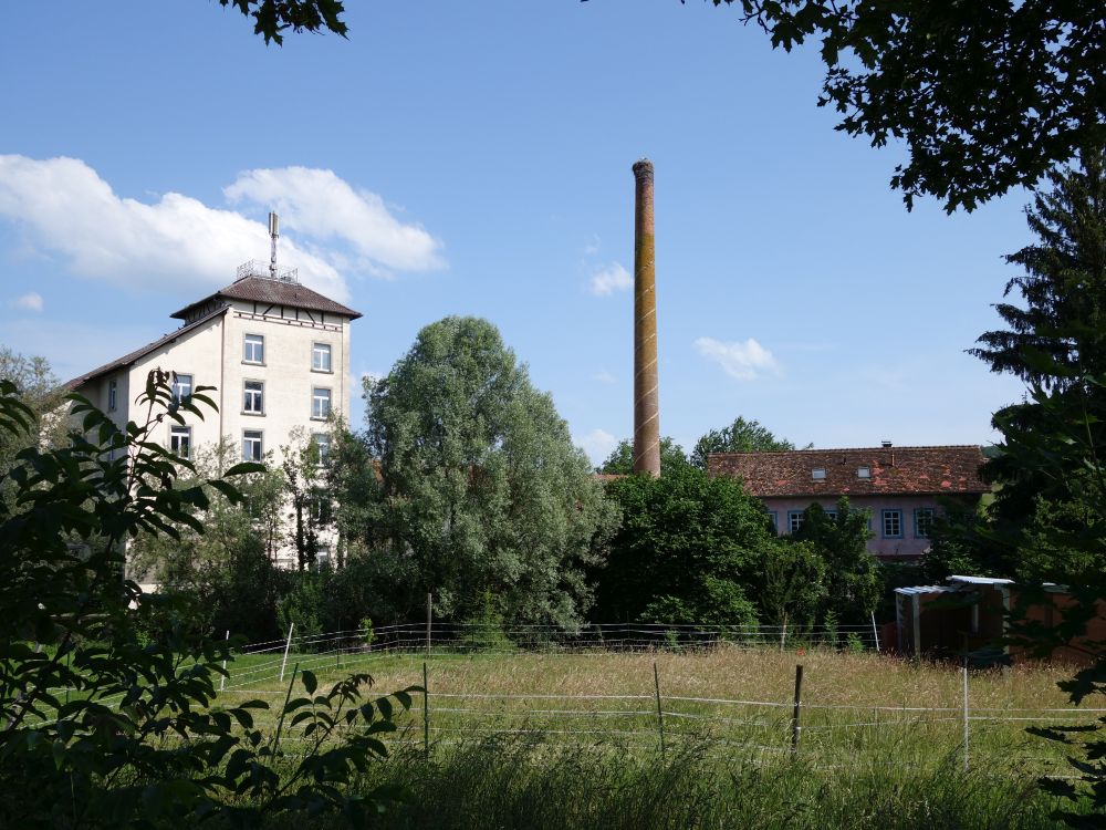 Fabrikgebäude in Mühlhofen