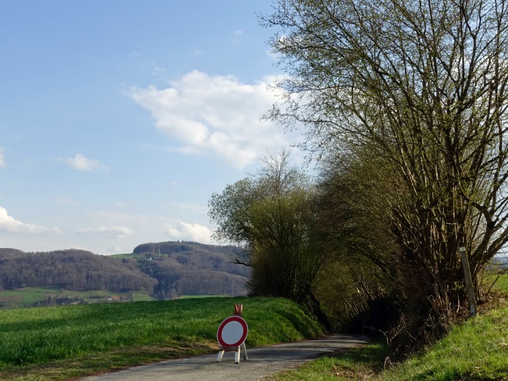 gesperrter Hohlweg