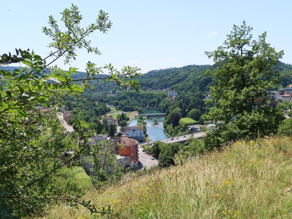 Hochbrücke und Kraftwerk