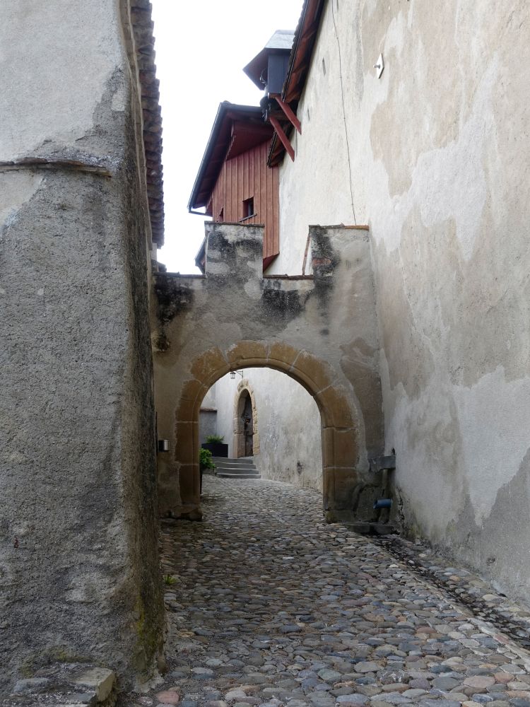 Eingangstor Burg Hohenklingen