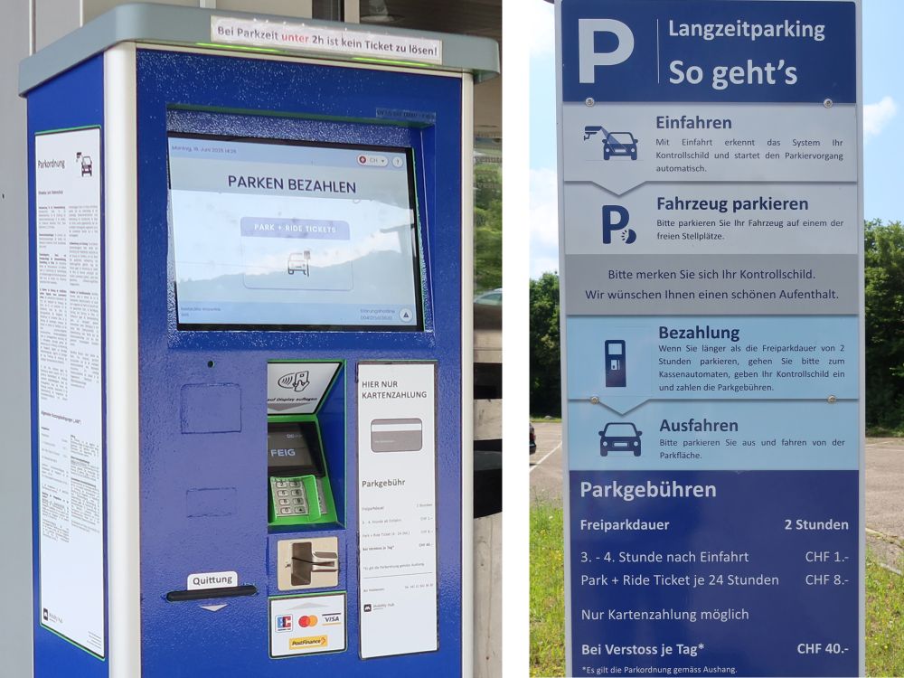 Parkautomat und Infotafel