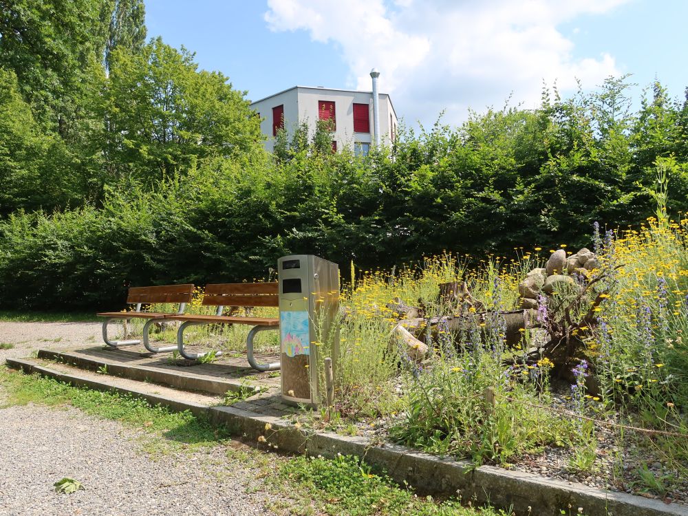 Sitzbänke am Kulturweg