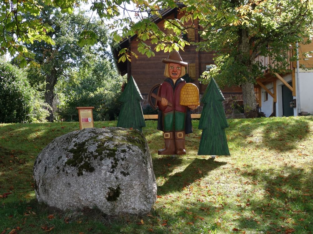 Gartenschmuck in Holzschlag