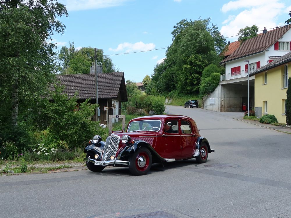 Oldtimer Citröen Traction Avant 11