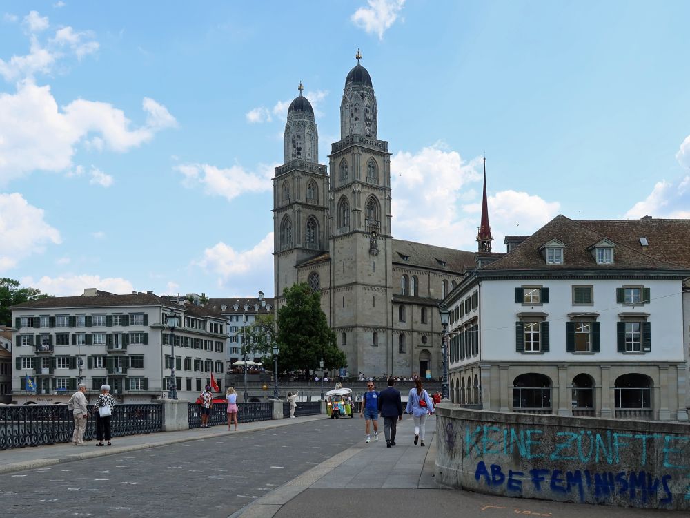 Grossmünster und Münsterbrücke