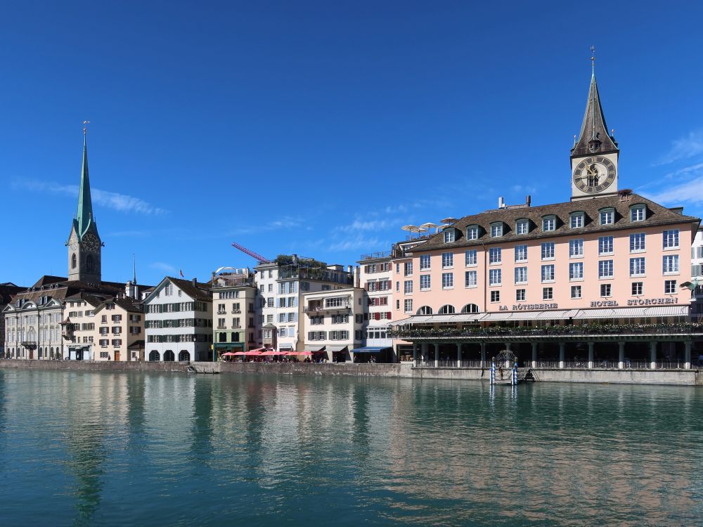 Kirche Fraumünster, Hotel Storchen und St. Peter