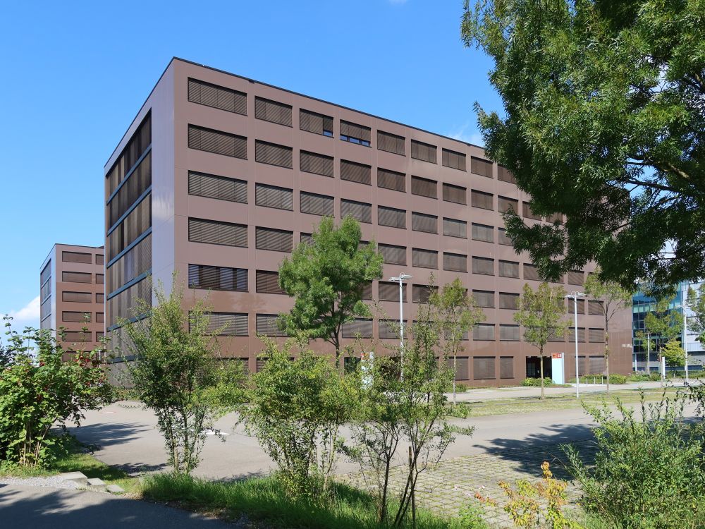Industriegebäude bei Steinhausen